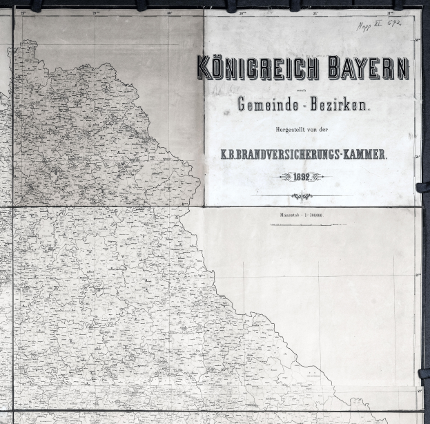 Eine Schwarz-Weiß-Karte von Königreich Bayern, Deutschland, die geographische Merkmale wie Flüsse, Berge und Städte zeigt.