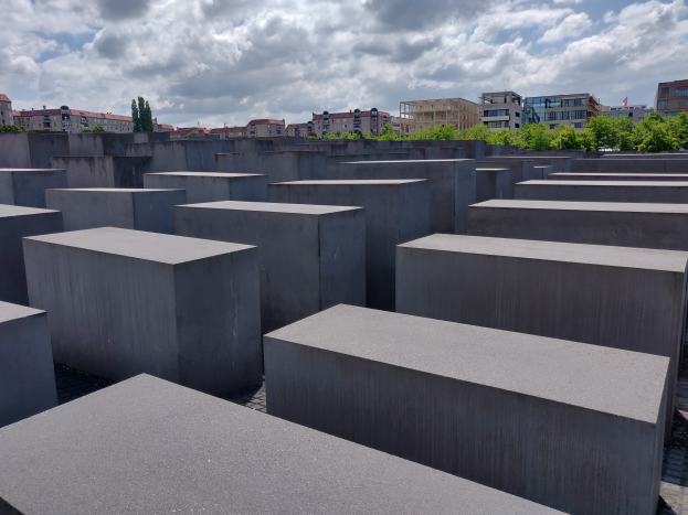 Nach Entscheidung gegen NRW: Liminski setzt sich weiterhin für Yad Vashem ein
