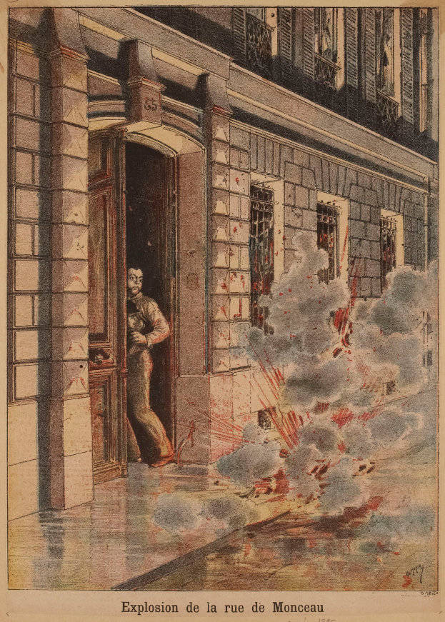 Ein Mann steht in der Tür eines Gebäudes, aus der Rauch austritt, und unten steht 'explosion de la rue de monceau'.