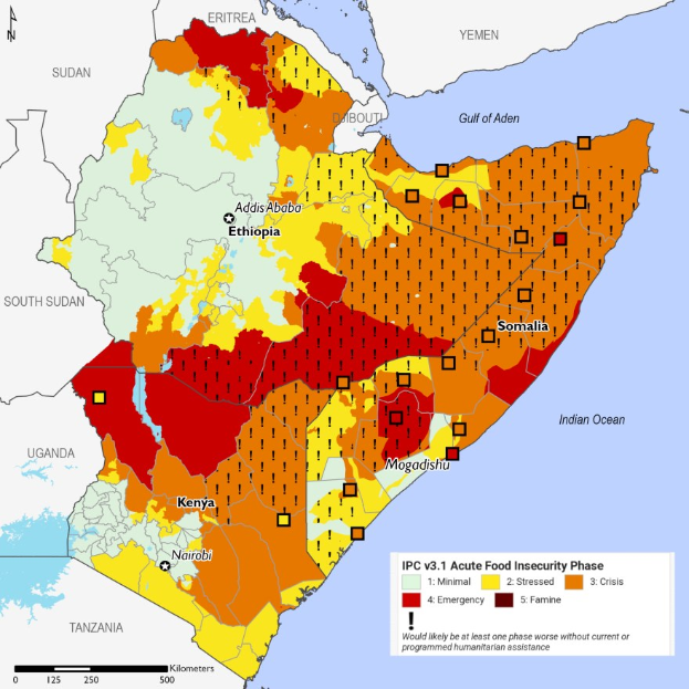 Afrika-Karte mit Farben, die verschiedene Grade der Ernährungsunsicherheit pro Land darstellen, begleitet von erklärendem Text.
